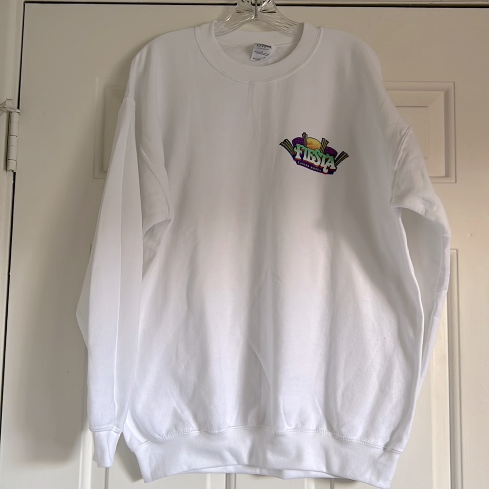 GILDAN • Las Vegas FIESTA CASINO Sweatshirt size large unisex